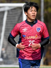 「狙いどおり」FC東京DF小川諒也、してやったりの弾丸ミドル(8枚)