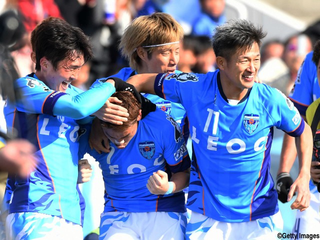 横浜FCが50歳カズに白星プレゼント! 昨季3位の松本は黒星発進(20枚)