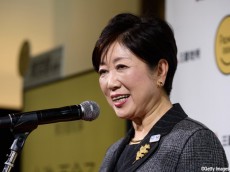 FC東京のホーム開幕戦に小池百合子都知事が来場