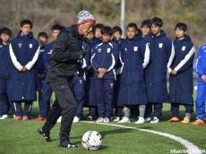 [UAチャレンジカップ]「ここに止めたら何でもできるポイントを見つけて欲しい」元代表MF金田氏が高校生たちを指導(8枚)