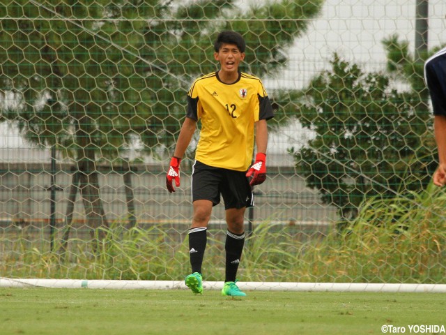 U-18日本代表候補合宿最終日、U-18代表初招集の櫻庭、中野、早坂がGK3人衆がアピール(6枚)