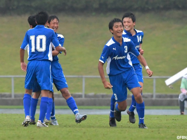 [国体少年男子]青森県が大量6発!粘る山口県を振り切り2年連続8強入り(8枚)