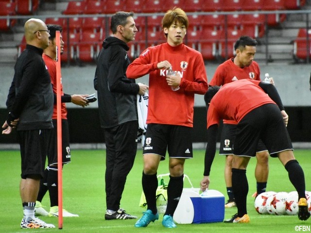 W杯へのサバイバルを意識する大迫「僕自身、試されている立場」