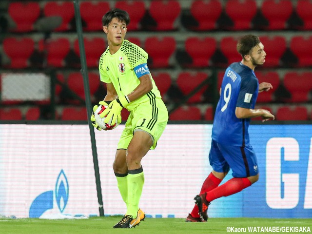 U-17日本代表が“呉越同舟”でコルカタ入り、GK谷晃生「極限でどれだけできるか」