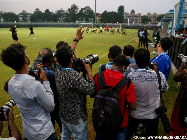 またもインド人記者殺到、U-17日本は初の非公開練習で雑音遮断(12枚)