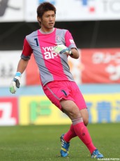 富山GK飯田が引退を発表「苦しい思い出が多いが、最高の一年にして引退したい」