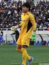 昌平のセンターラインで違い示すGK緑川、CB石井、MF山下:埼玉(12枚)