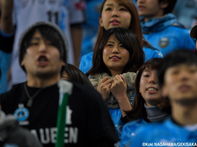 望みつないだ! 逆転V狙う川崎Fはクラブ一丸で“12.2決戦”へ(16枚)