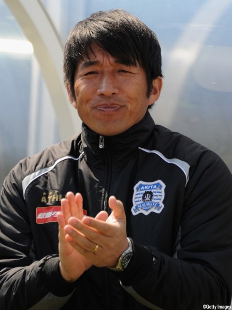 就任1年目でJ3制覇! 秋田の杉山監督が来季も指揮決定「一緒にJ2を目指したい」