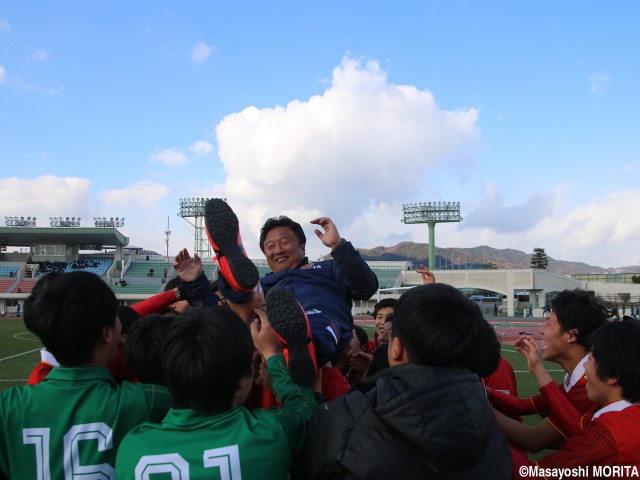 名古屋U-18が札幌U-18とのJユース対決を制して2年ぶりプレミア復帰(18枚)