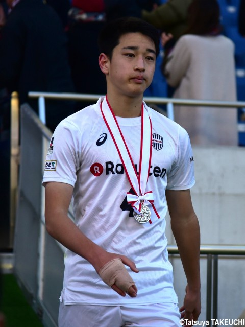 神戸U-18の最終ラインでチームを鼓舞…U-17日本代表DF小林友希(6枚)