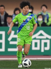 湘南の大卒ルーキーMF松田天馬が鮮烈J1デビュー、2人抜きアシストに「あんなの珍しい」