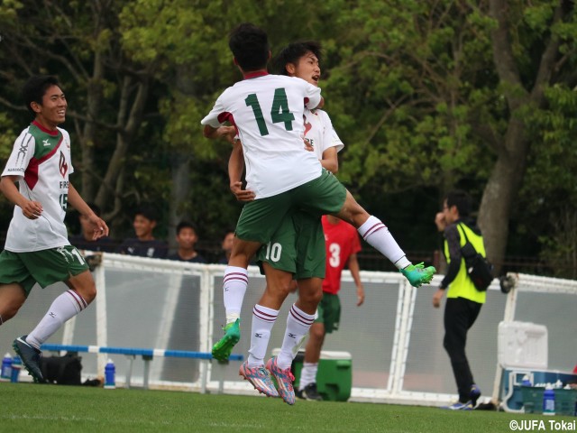 [東海学生選手権]常葉大浜松が土井の決勝弾守り切り決勝進出!惜敗の中京大は3位決定戦へ(22枚)