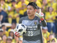 頭から落下の柏GK中村航輔、脳震盪及び頸椎捻挫…大事を取って入院し経過観察