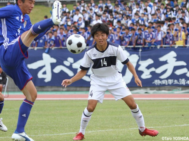 静岡予選準決勝、常葉大橘FW井上が先制ゴール(5枚)