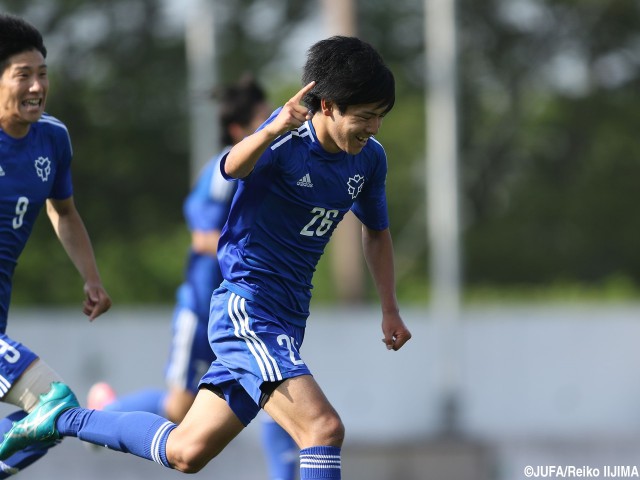 [関東2部]日体大FW及川翔五が勝ち越し弾!起用に応える渾身の右足シュート(6枚)