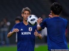 本田から4番“継承”の佐々木翔「一切気にならない」