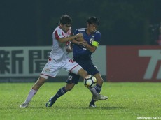 [AFC U-16選手権]タジキスタンの前に立ちはだかった半田、佐古のCBコンビ(6枚)