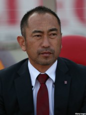 富山・安達監督の来季続投が決定…社長「若いチームをさらに進化させられる監督と判断した」