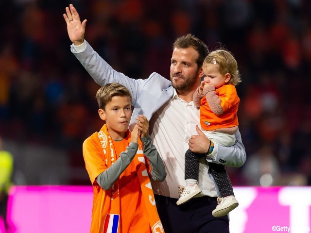 元オランダ代表ファン・デル・ファールトが現役引退へ「サッカーおじいちゃんになりたかった」