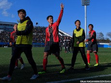 スタンドの仲間とともに…矢板中央が初戦を突破(8枚)