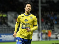 鎌田のFK起点にシントトロイデンが逆転勝利! 植田との日本人対決を制す