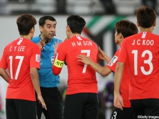 8強敗退の韓国、地元メディアは“ノーゴール判定”に「薄情なVAR」(8枚)