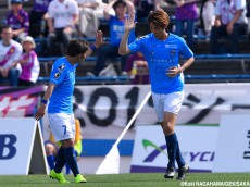 横浜FCはFW戸島の今季3点目で一時追いつくも勝利に届かず(8枚)
