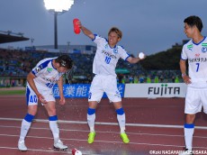 大分FW藤本が得点ランク首位の7点目!「決められるかどうかは自分次第」(16枚)