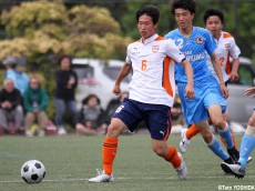 國學院久我山の攻撃サッカー支えるMF福井と左SB山本献、特長発揮して都決勝でゴールも(8枚)