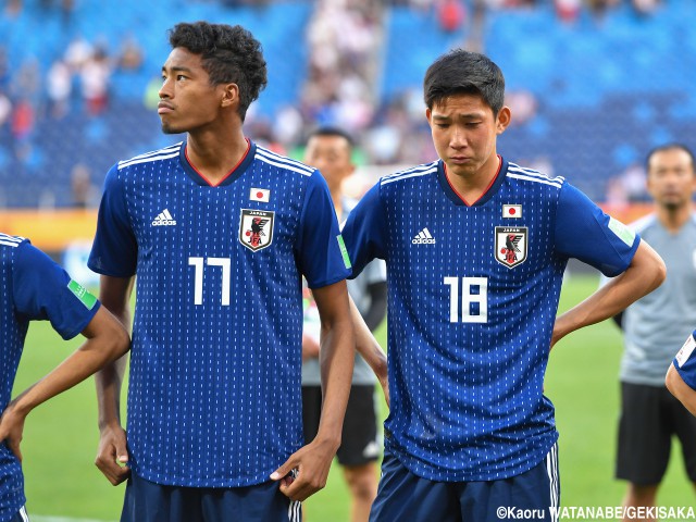 潰えた頂点への道…戦い抜いたU-20日本代表は涙流す(10枚)