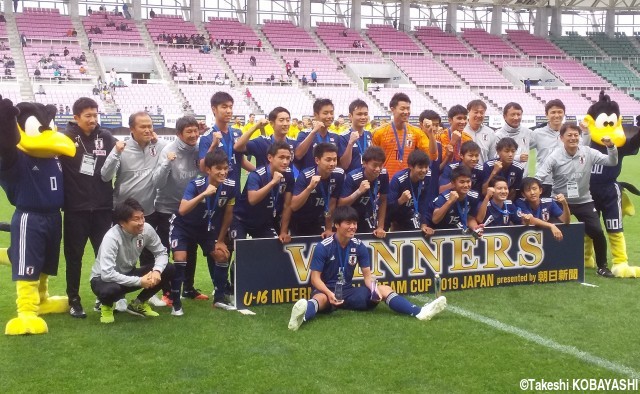 U-16日本代表がメキシコに5-0大勝、堂々の全勝優勝!:U-16インターナショナルドリームカップ