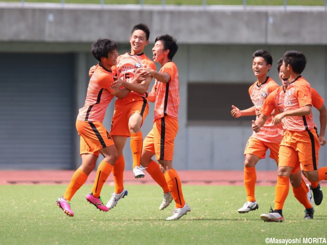 オール3年生の京都橘が阪南大高に2-0勝利、5年ぶりに近畿制覇達成(20枚)