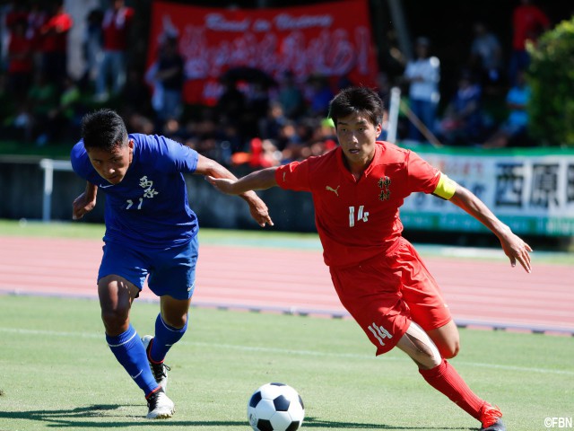 「新神村スタイル」をスムーズに実践、神村学園が6ゴールでベスト16進出