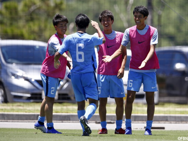 西川潤擁する桐光学園が8強入り! 丸岡は終盤の猛攻わずかに及ばず(8枚)