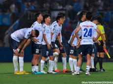 カズ&俊輔スタメンの横浜FC、猛追及ばず3回戦敗退(20枚)