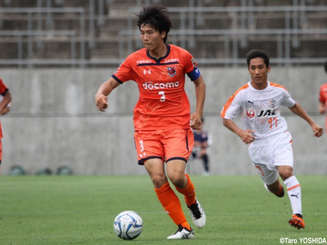 U-17W杯メンバー入り狙う大宮U18CB村上陽介(4枚)