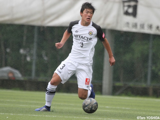 プレミアEAST首位・青森山田を追う柏U-18(11枚)