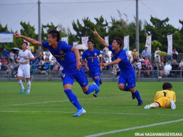 [MOM2979]茨城県FW淵上涼太(鹿島ユース、1年)_10番の責任果たす決勝点! 