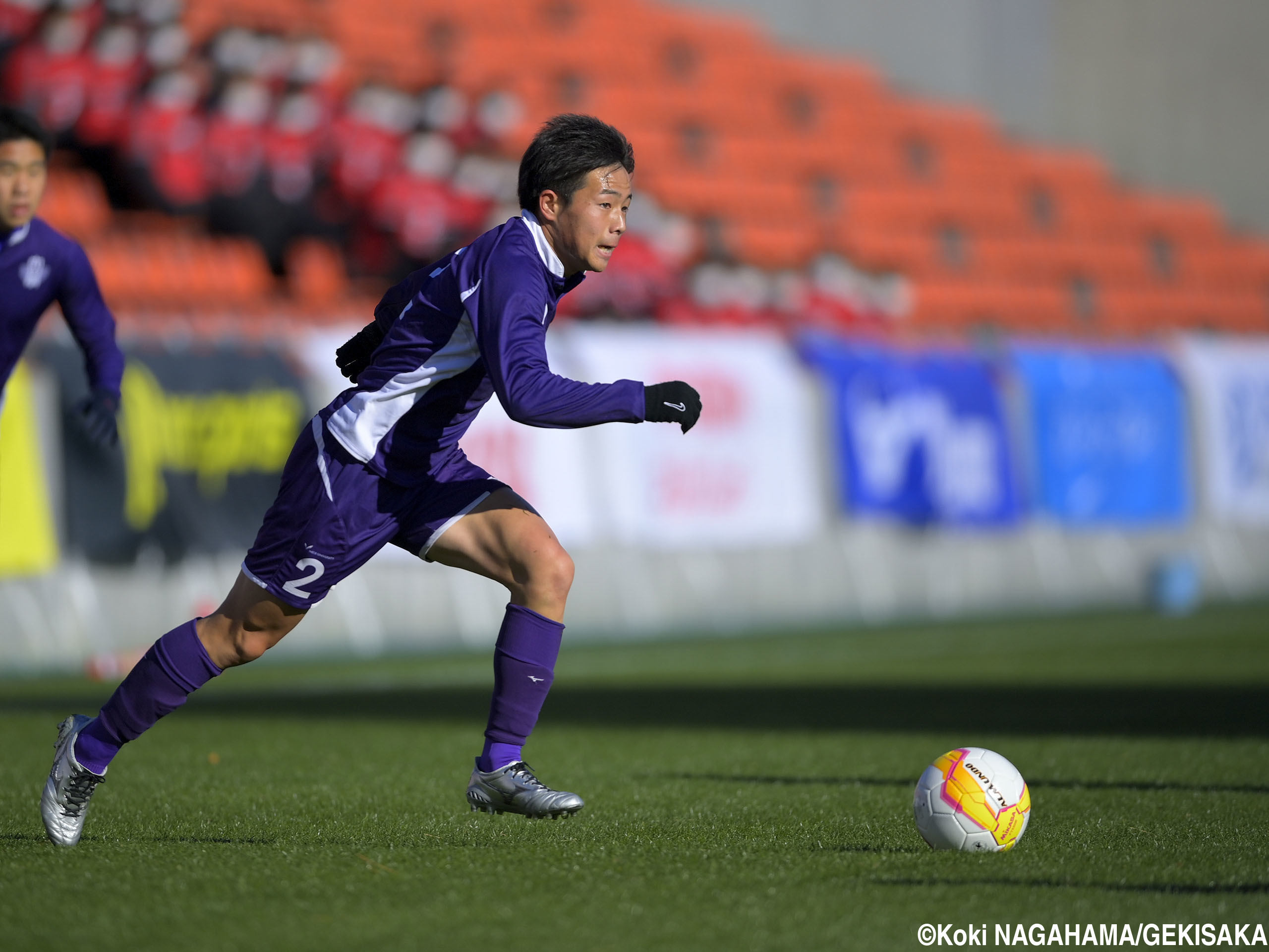 FC東京内定の明治大MF岡庭愁人、インカレ準決勝で大学サッカーを終える(6枚)