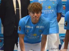 横浜FCの新キャプテンは新加入MF長谷川竜也!「自分自身の持っている力を最大限出す」