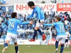10か月ぶりにリーグ戦へと帰ってきた背番号8の躍動。横浜FC齋藤功佑が披露した“67分間”の決意表明