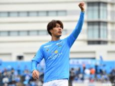 首位・横浜FCは“覚醒中”のエースが二桁得点到達! 山口は2位・東京Vに3発快勝:J2第10節2日目