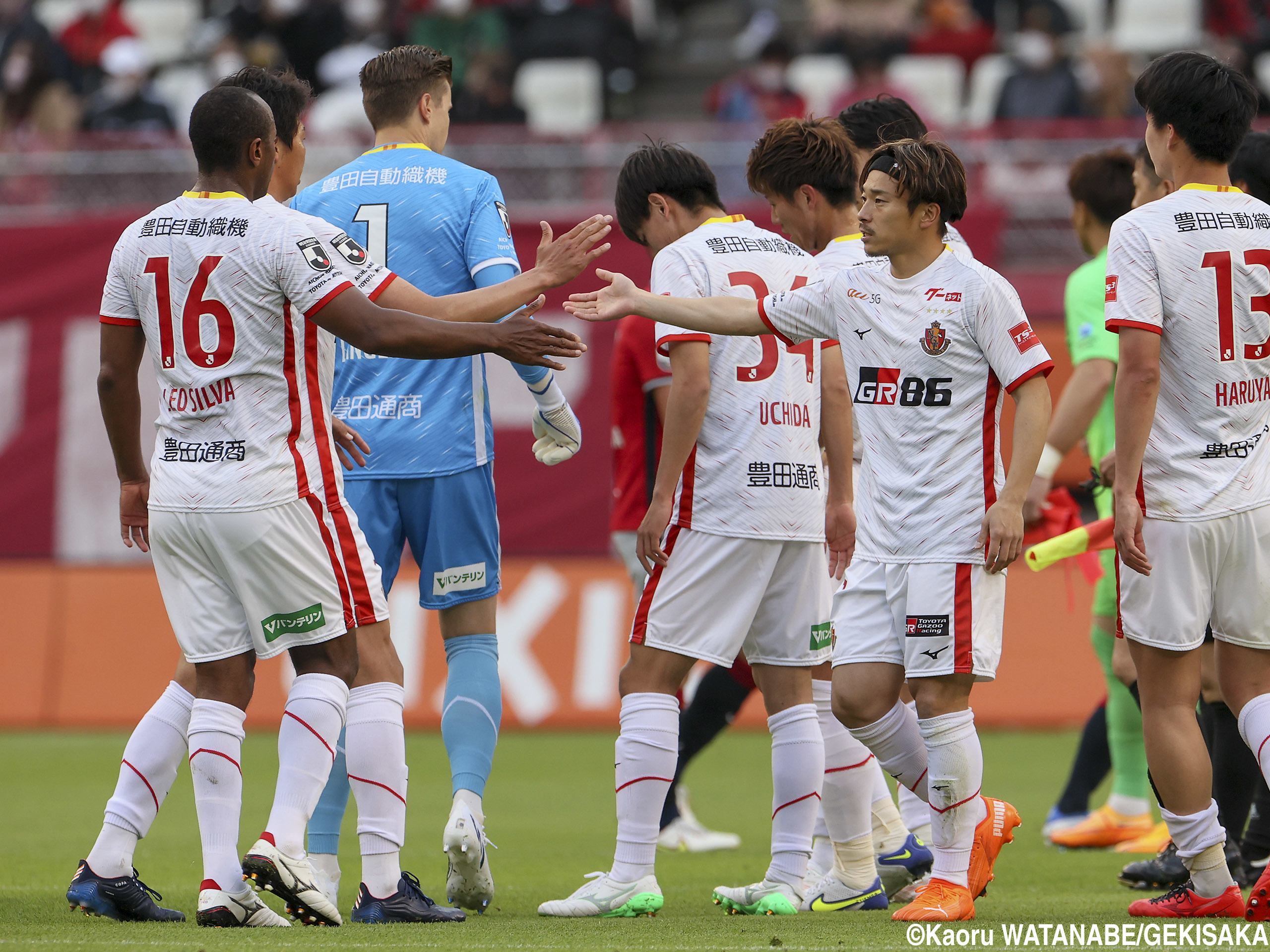 堅守・名古屋は鹿島とスコアレスドロー、敵地で勝ち点1奪取(21枚)