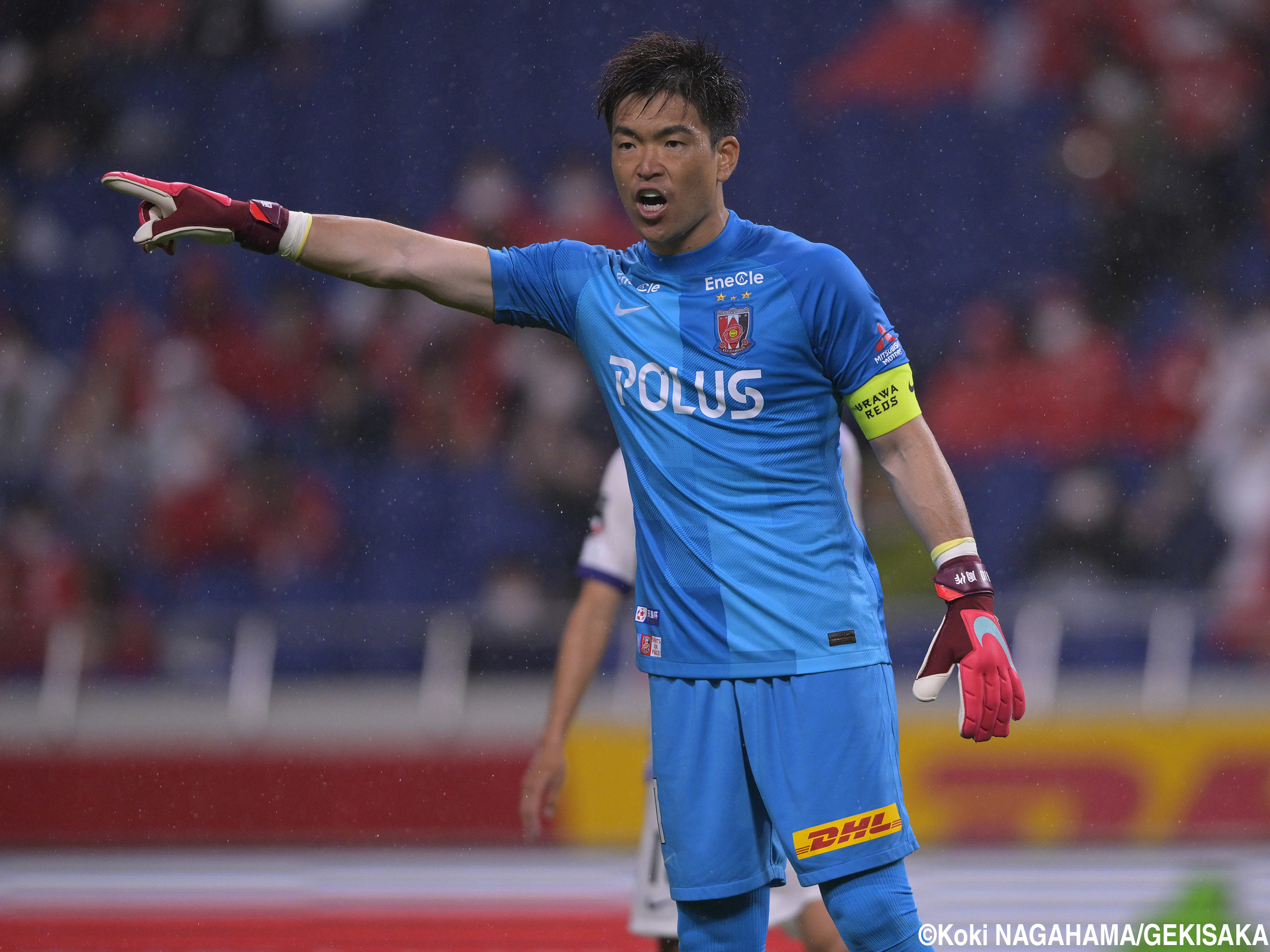 浦和の守護神GK西川周作が古巣・広島を完封(4枚)｜Infoseekニュース