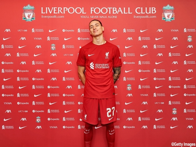 FWヌニェスが正式にリバプールの一員に…「ここには素晴らしい選手たち
