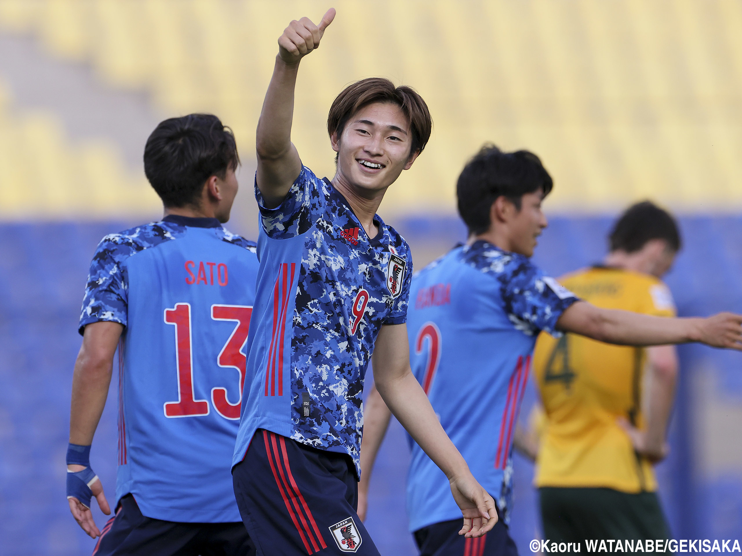 藤尾翔太が途中出場からダメ押しの3点目!(10枚)