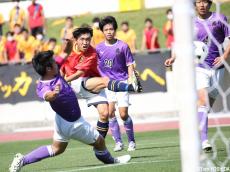 藤枝明誠MF香川が静岡準決勝で先制点。個で打開し、右足一閃(7枚)