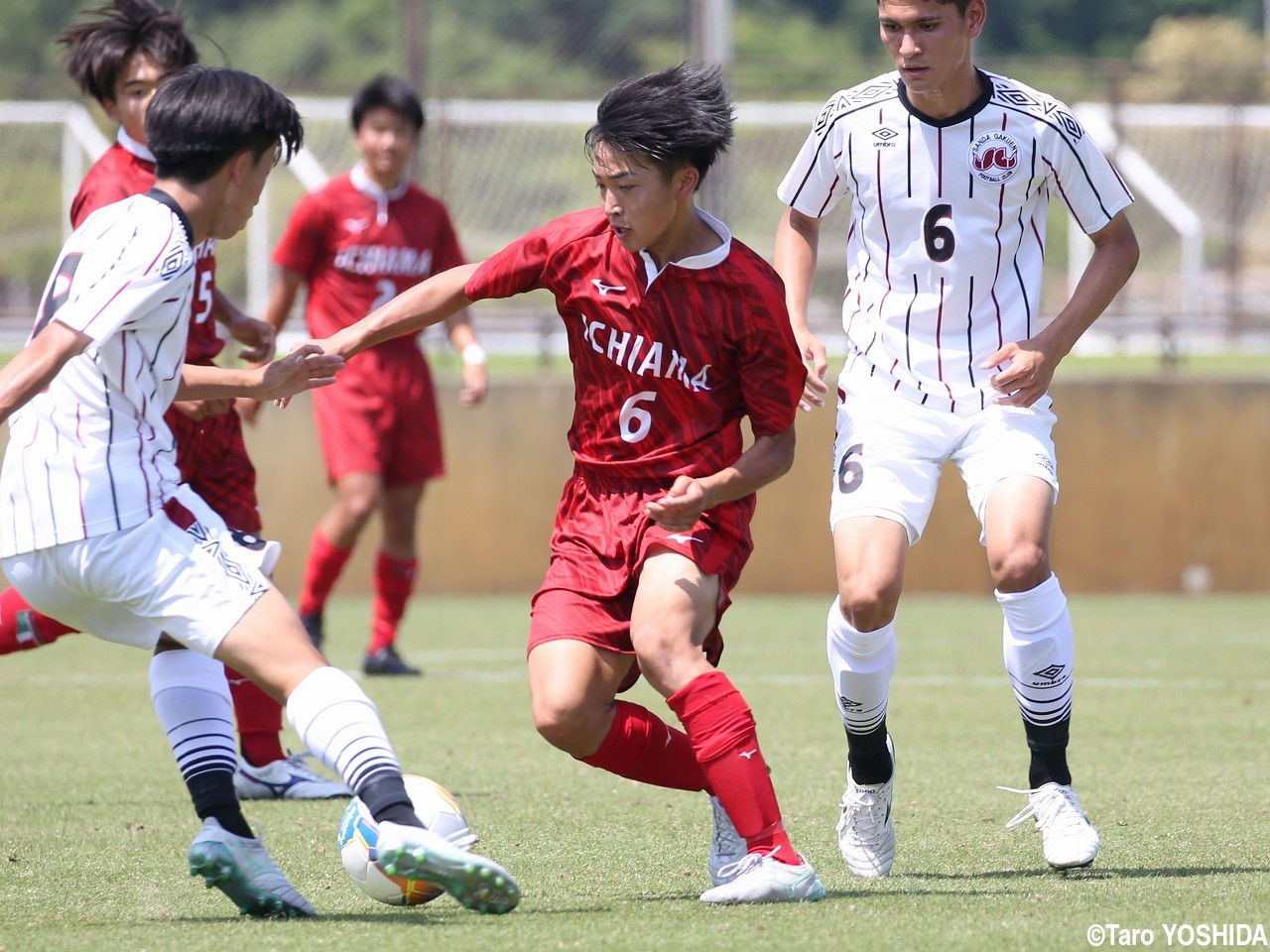 市立尼崎は兵庫準決勝で敗退。印象的な動き見せたMF川元、チームの要・CB潘(6枚)