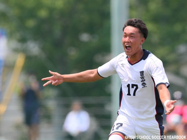 四中工のエースナンバー17番FW平尾勇人が2発!山梨学院振り切り16強へ